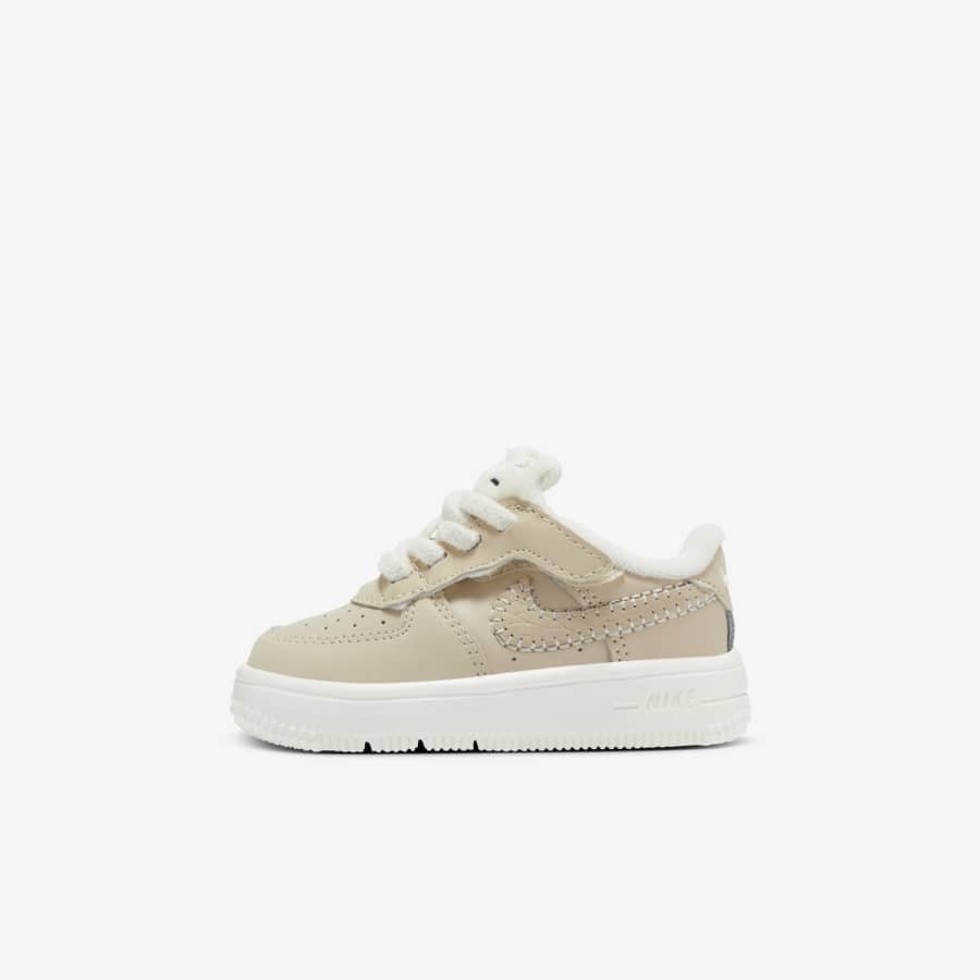 Basket nike pour bebe deals