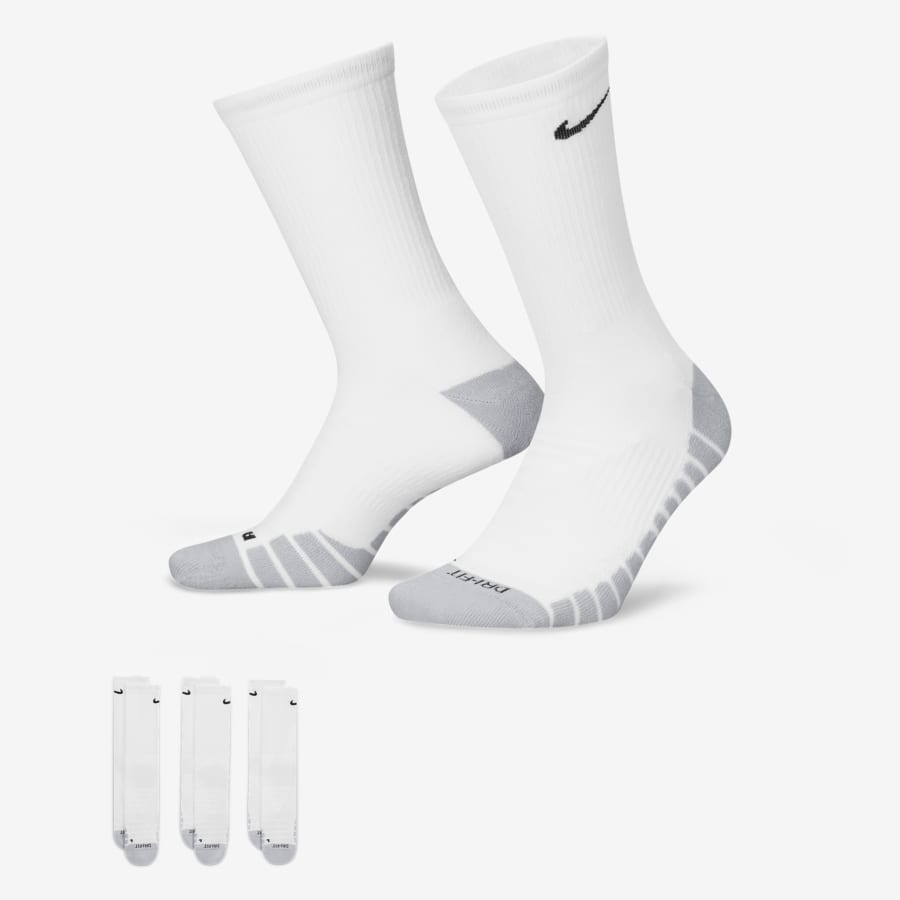 How to Choose Socks for Sweaty Feet. Nike JP