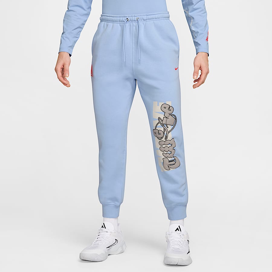 今おすすめのNikeのバギースタイルスウェットパンツ.オンライン