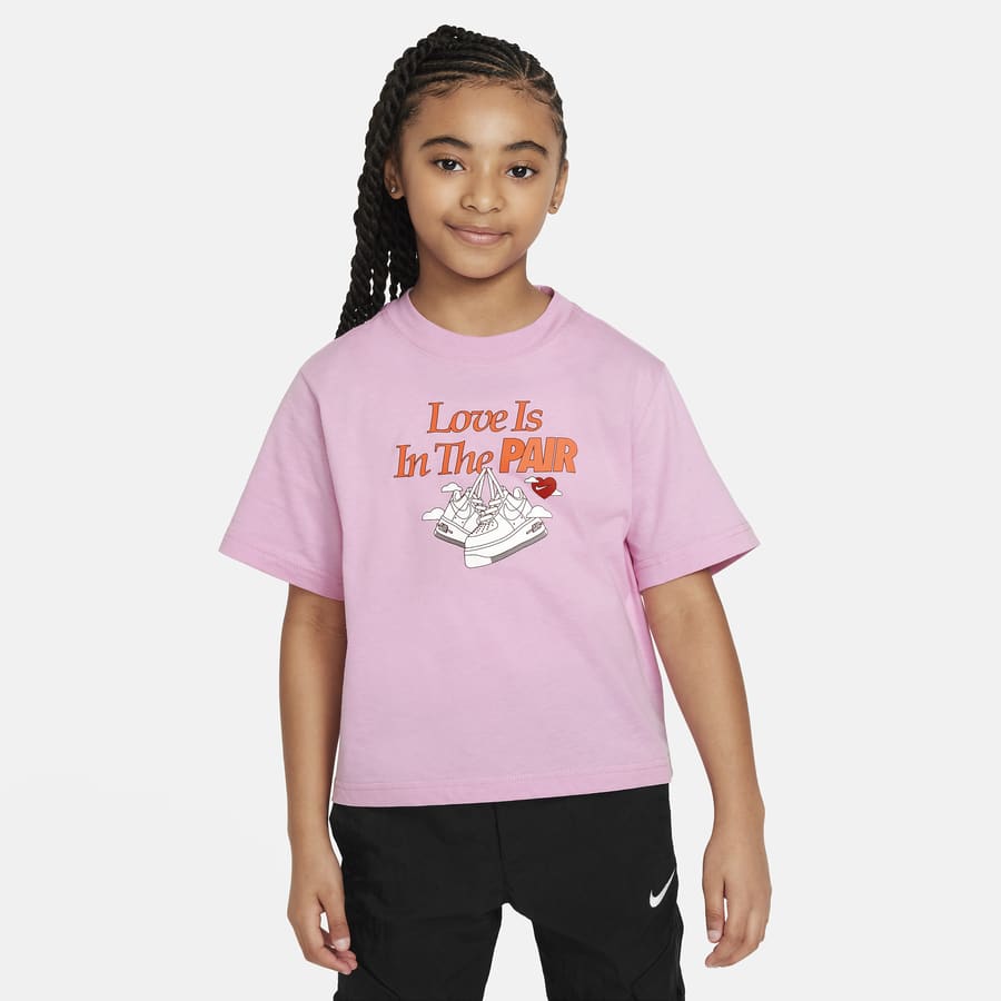 The Best Graphic T Shirts for Girls by Nike. Nike IN