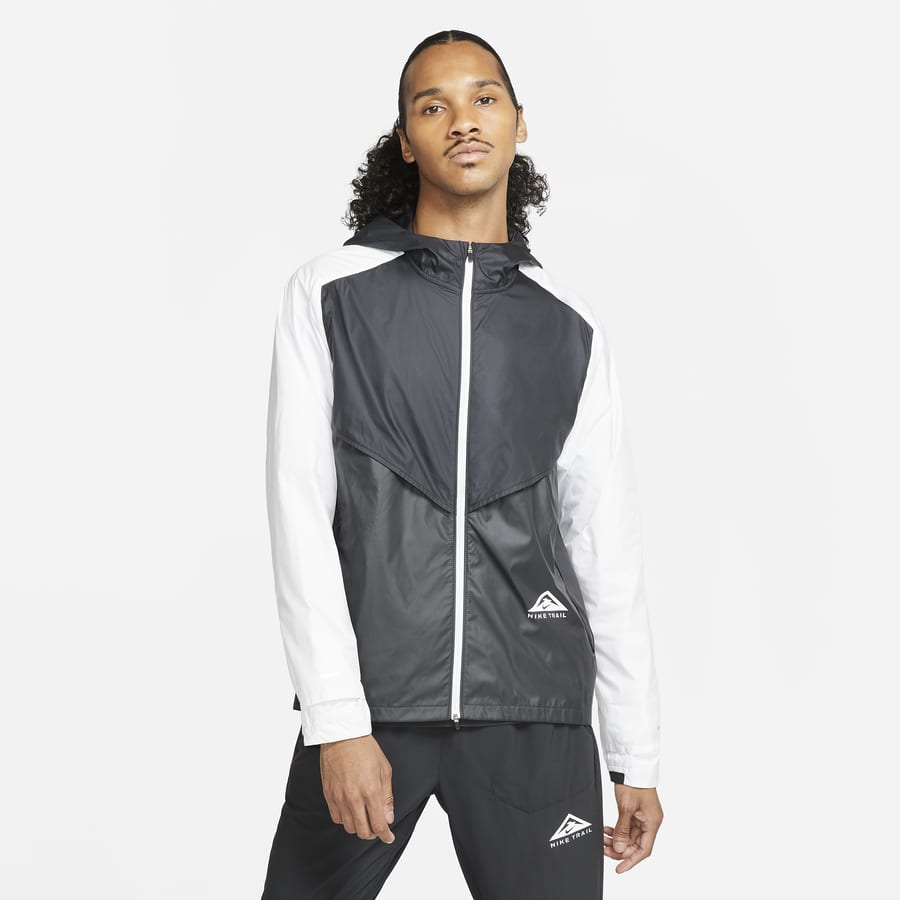 I migliori accessori per correre sotto la pioggia. Nike IT