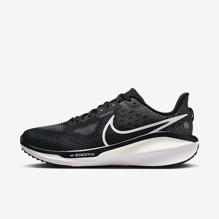 Nike史上最高のクッショニングで走れる、ナイキ ボメロ 18.オンライン 