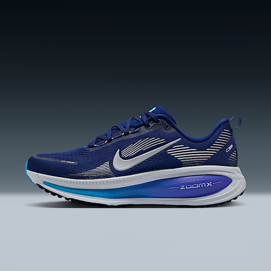 新たなNike Vomeroシリーズは、快適性と万能性、そしてレトロな 新たなNike Vomeroシリーズは、快適性と万能性、そしてレトロな