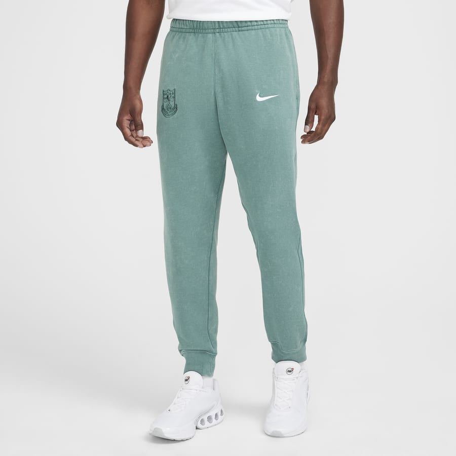 Scopri i migliori pantaloni tuta da uomo Nike. Nike IT