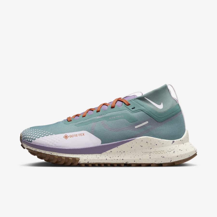 Best nike shoes for rain hotsell
