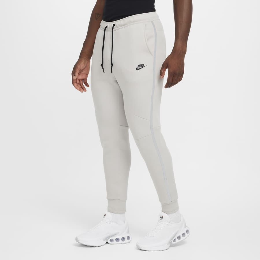 Scopri i migliori pantaloni tuta da uomo Nike. Nike IT