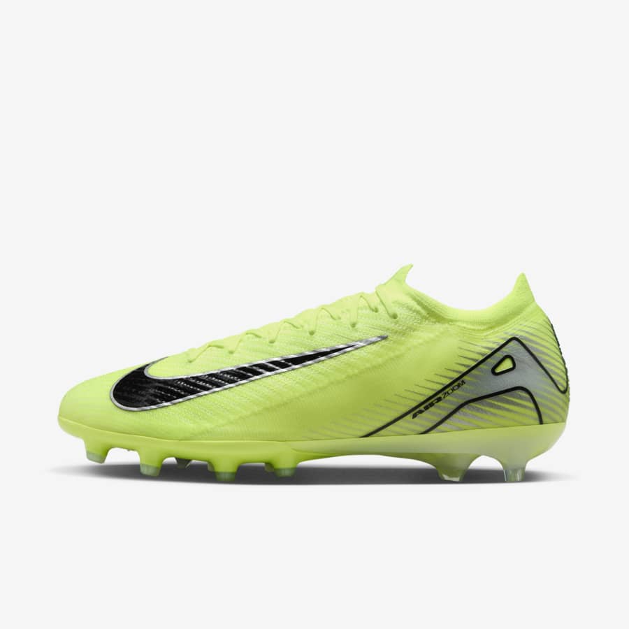 How Should Soccer Cleats Fit Nike