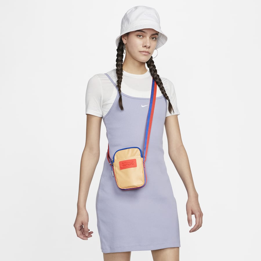 Vestido con riñonera nike shop