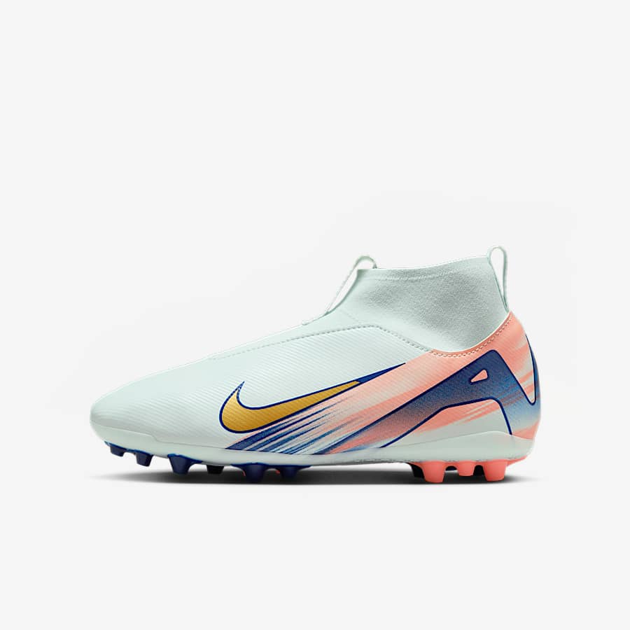 New crampon nike best sale
