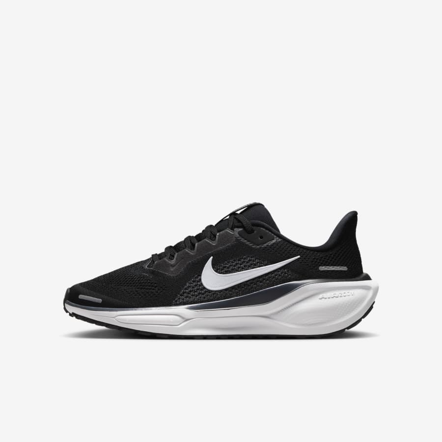 Introducing the Nike Kids Cosmic Runner an out of this world shoe made for kids on the move. Nike IN