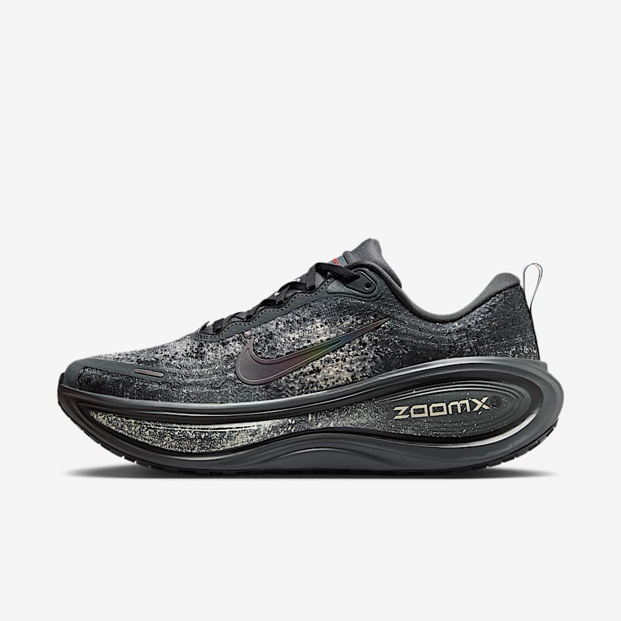 NIKE vomero （ナイキボメロ） 5/3発売｜Nike WMNS Zoom Vomero 5 Premium 