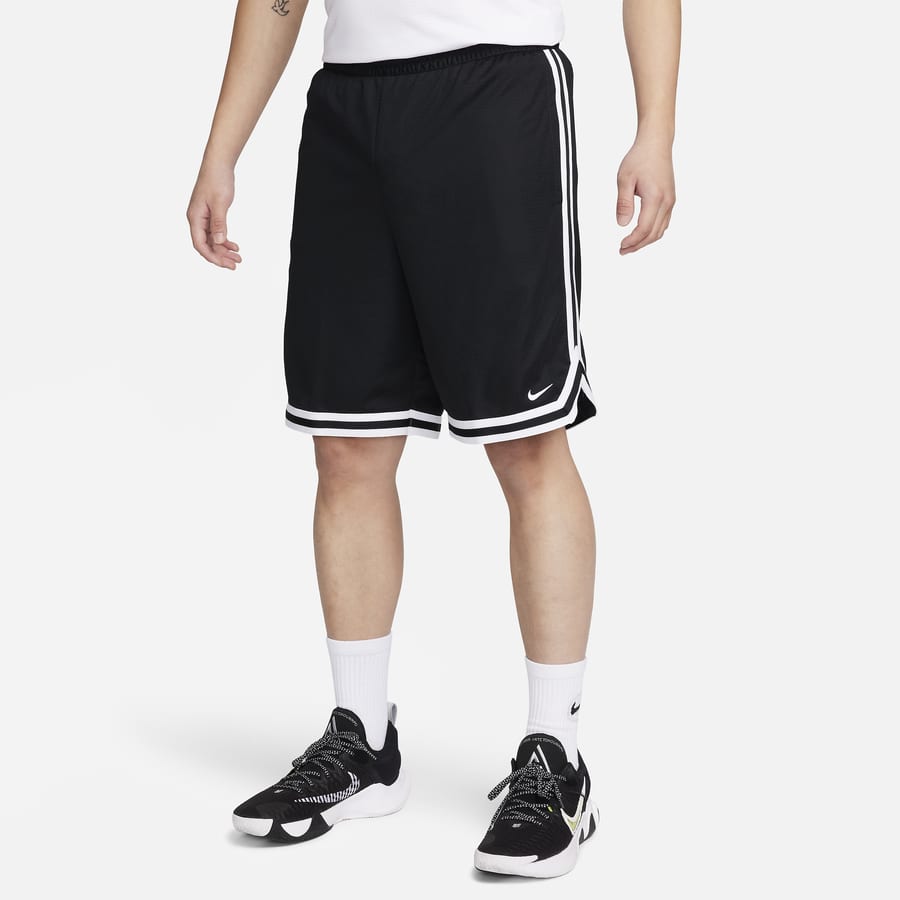 Nike flip flops with 2025 socks