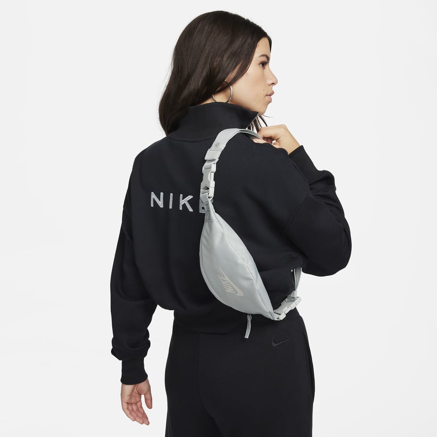 Nike high tech hip pack top