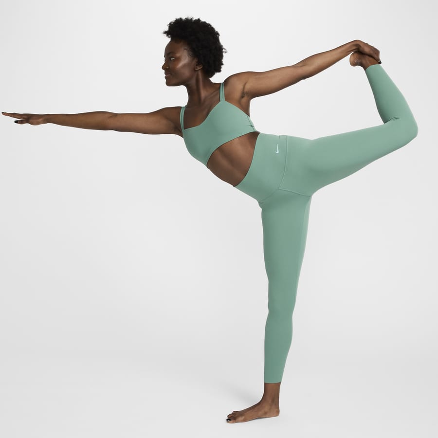 Nike Yoga. Nike IT