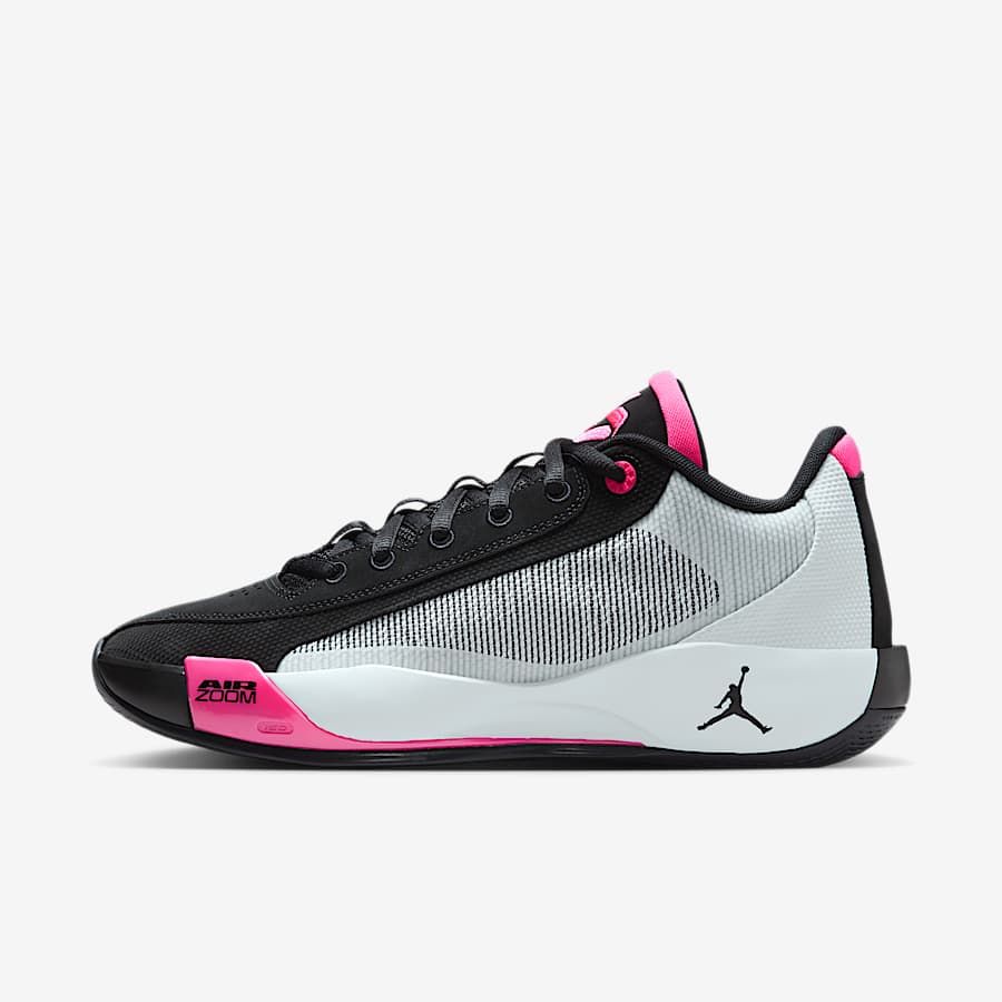 【2024正規激安】 Meet Michael Jordan's Newest Signature Shoe: The Air Jordan 芸能人、タレント