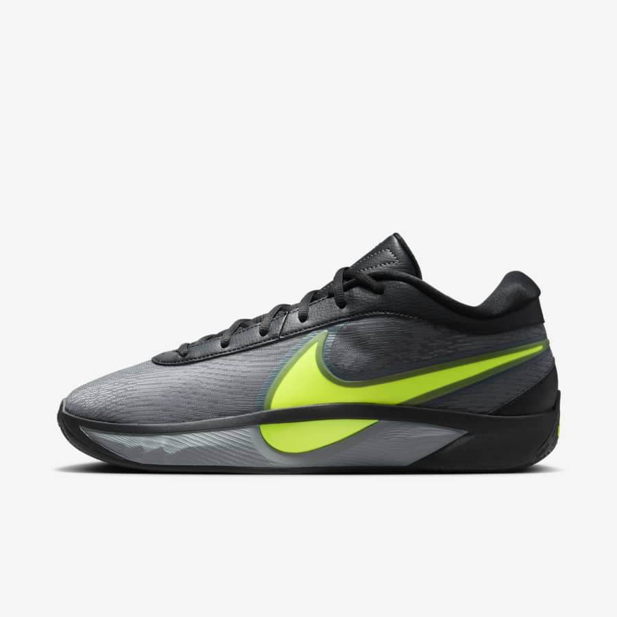 The Giannis Freak 6 is the latest signature shoe from super hooper Giannis. Nike ID