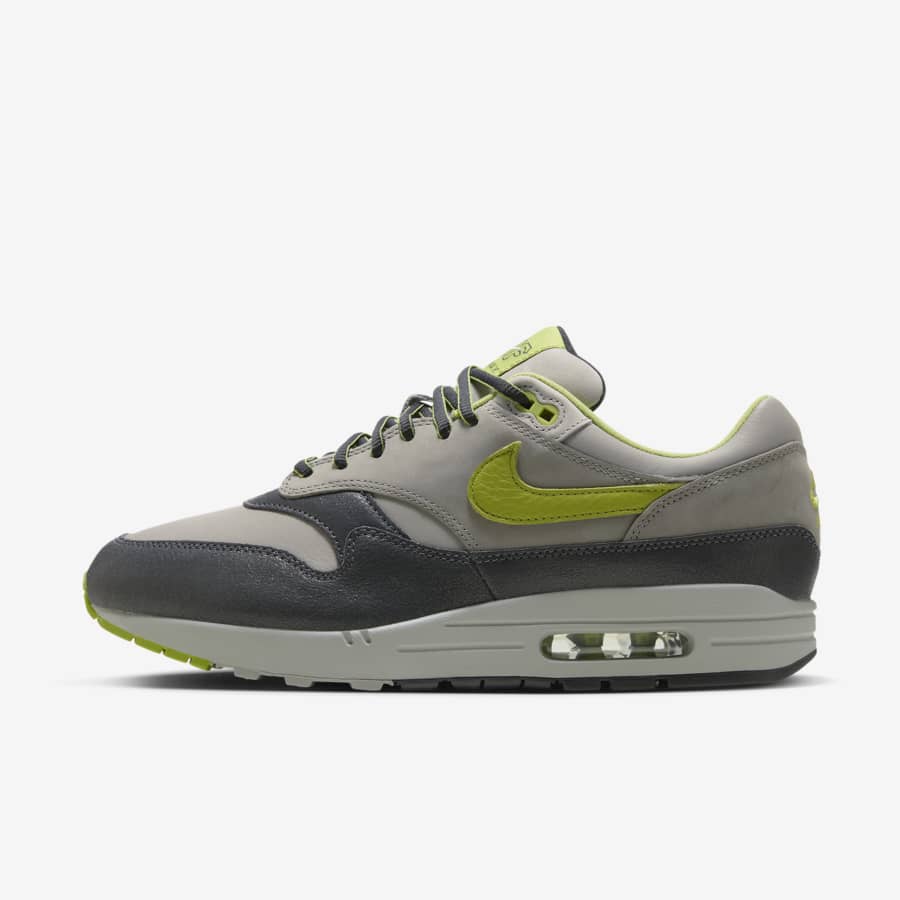The history of the Air Max 1. Nike SG