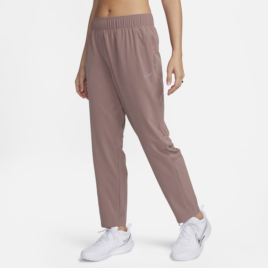 Nike cheap cropped trousers