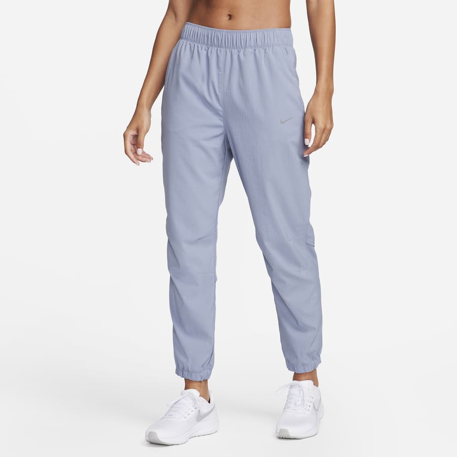Les meilleurs pantalons courts Nike pour femme disponibles en ce