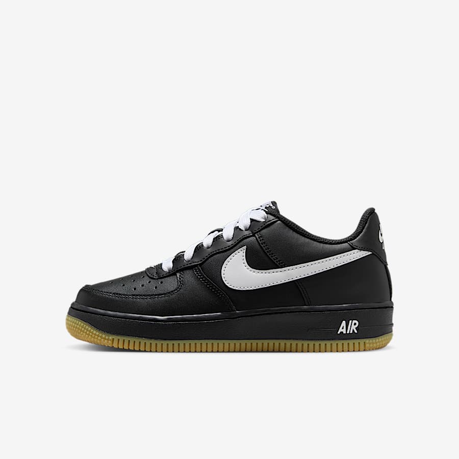 家族全員でNikeのおそろいコーデを楽しもう.オンラインストア