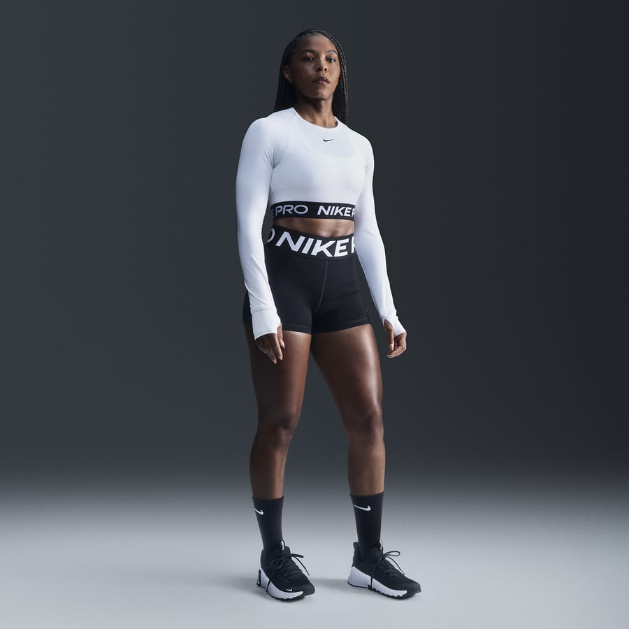Nike crop top hot sale