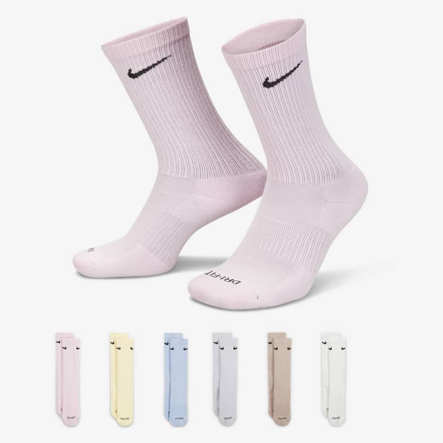️ 𝐁𝐞 - ⚡️ Medias Largas Nike 🧦 Estas medias son ideales para