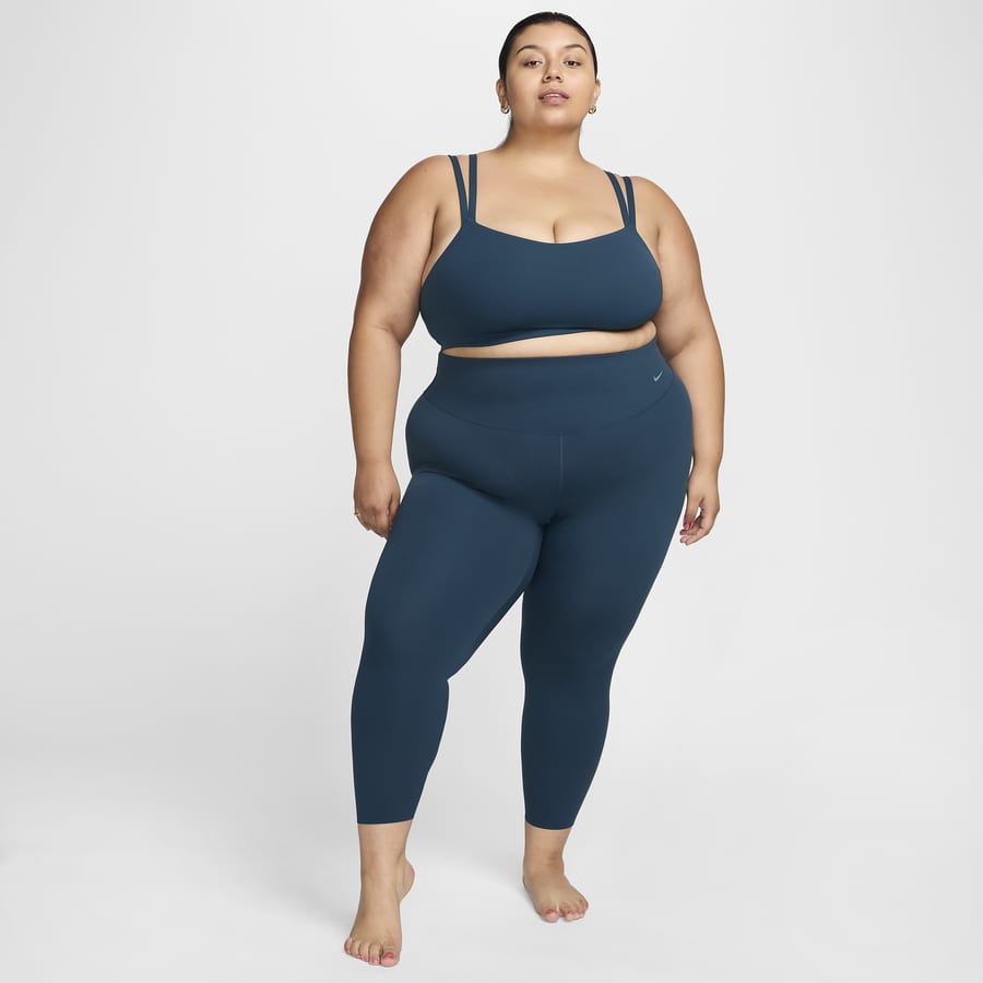 Nike curvy model shop