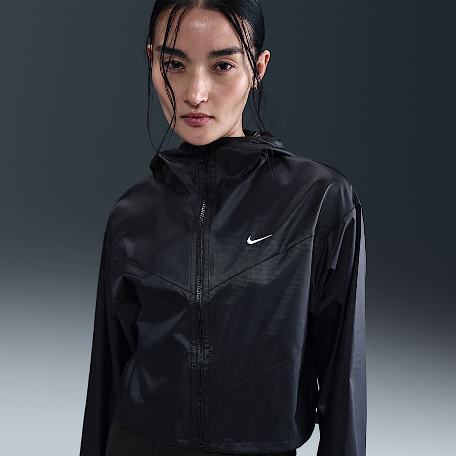 Nikeおすすめのウィメンズ フード付きジャケット.オンライン