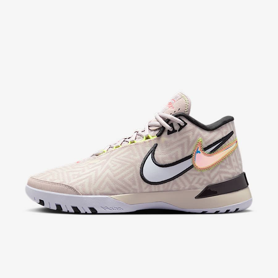 NikeがLeBron 21を発表.オンラインストア (通販サイト)