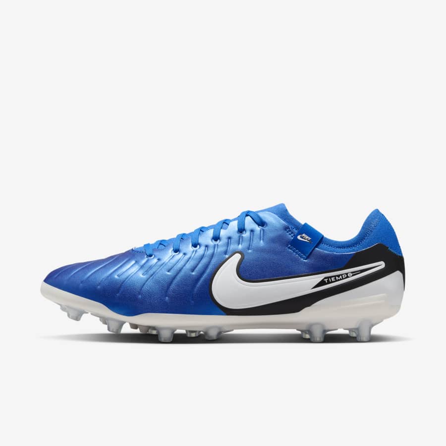 Nikeから新しいサッカースパイク「ティエンポ レジェンド 10」が登場.オンラインストア (通販サイト)