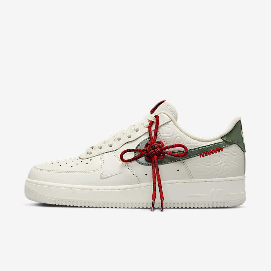 Men s Shoes Clothing Accessories. Nike SG