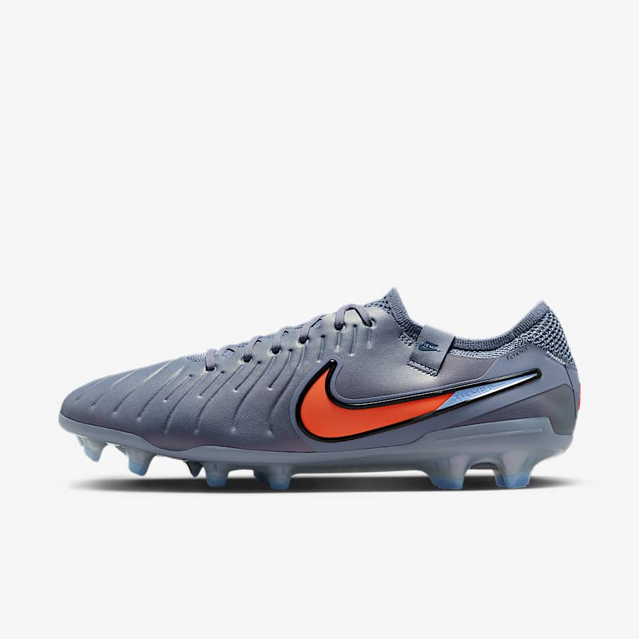 Nike サッカーシューズ フィットタイプ ちょうどよいサッカースパイクのフィット感とは？.オンライン