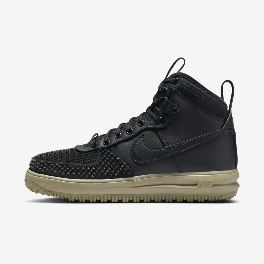 The Best Nike Sneakers to Wear in the Winter. Nike