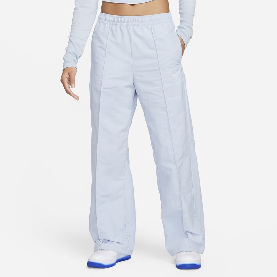 Nike sweatpants 2025 size chart women's