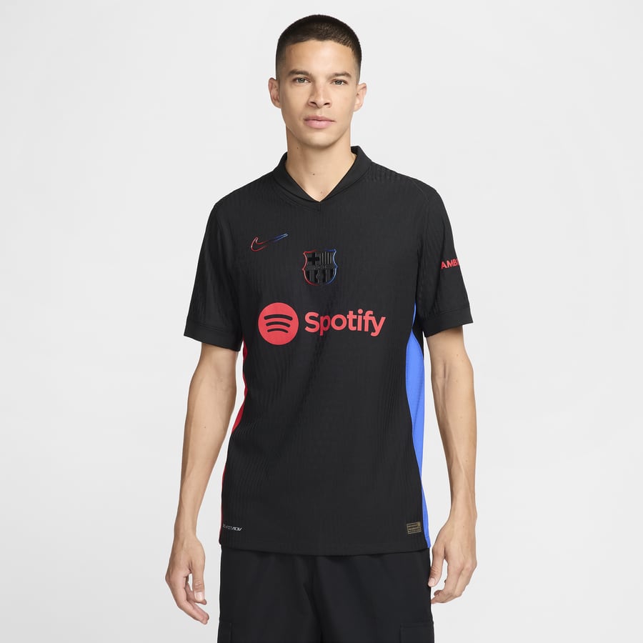How to Wash a Sports Jersey Properly. Nike CA