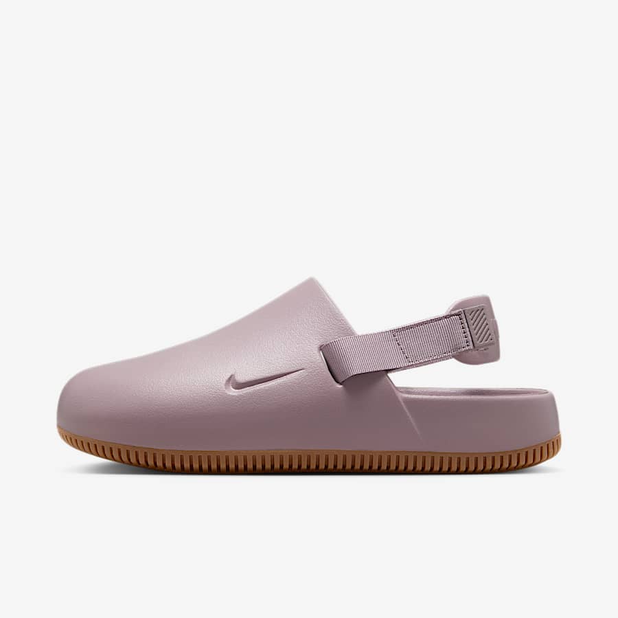 6 Outfit Ideas for Socks With Sandals. Nike