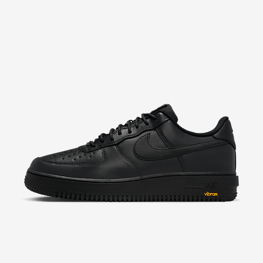 best black nike shoes