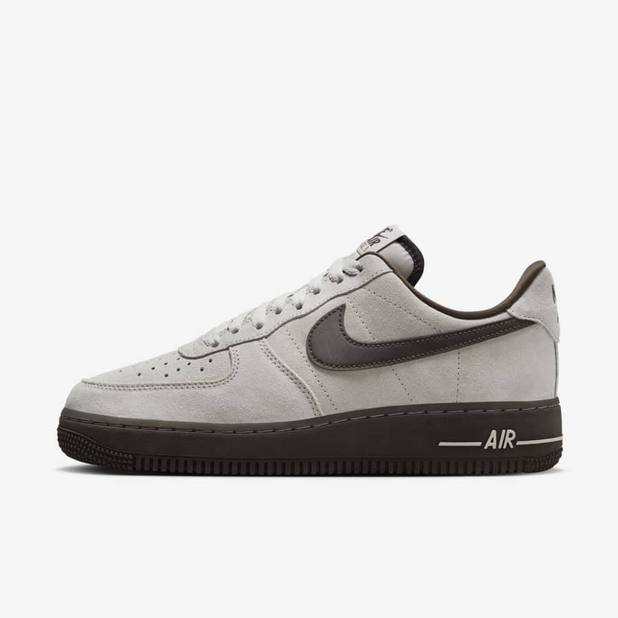 Official Air Force 1 size guide and tips. Nike PH