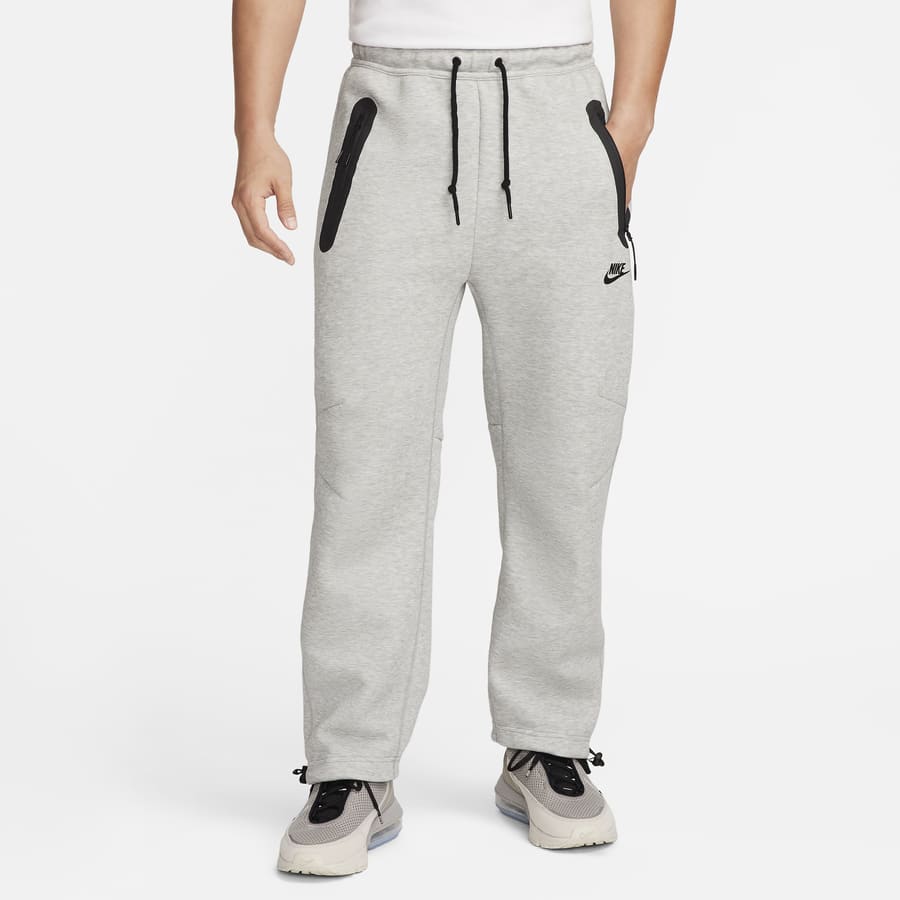 Check Out the Warmest Sweatpants by Nike.