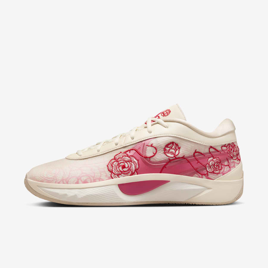 Basketball shoes for fast players clearance