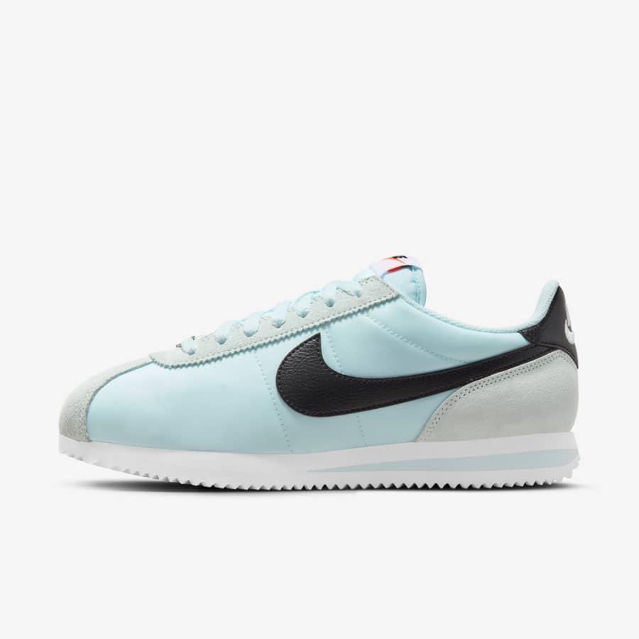 Creased nike cortez shop