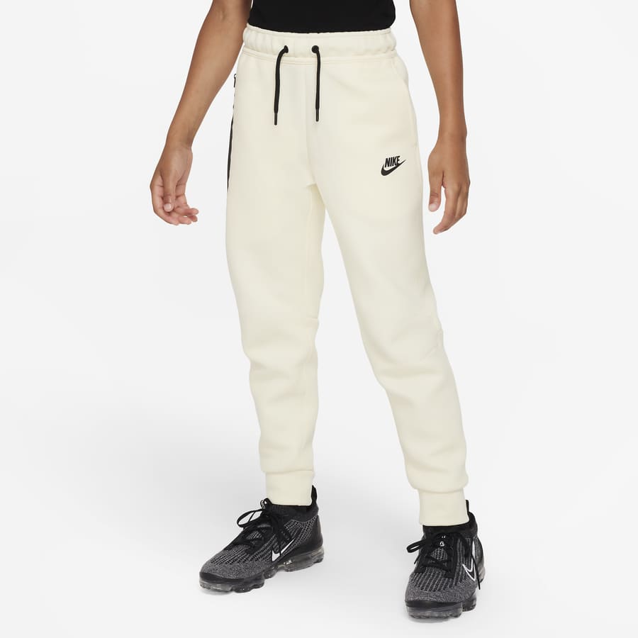Best discount nike joggers