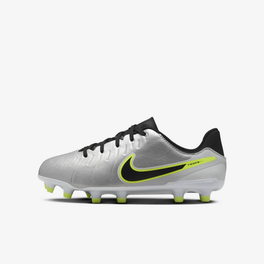 Shop nu Nike s beste voetbalschoenen voor kids. Nike BE