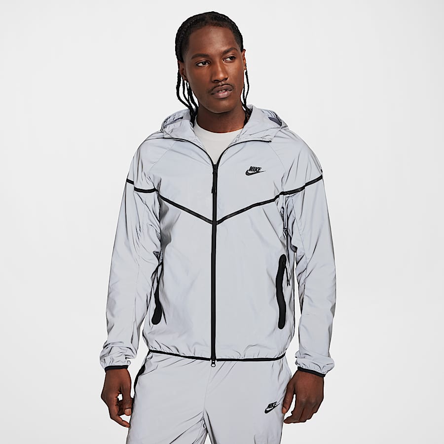 Nike リフレクティブ　ジャケット Nike Tech Men's Woven Reflective Jacket. Nike.com