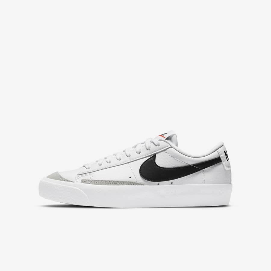 Nike blazer wide feet top