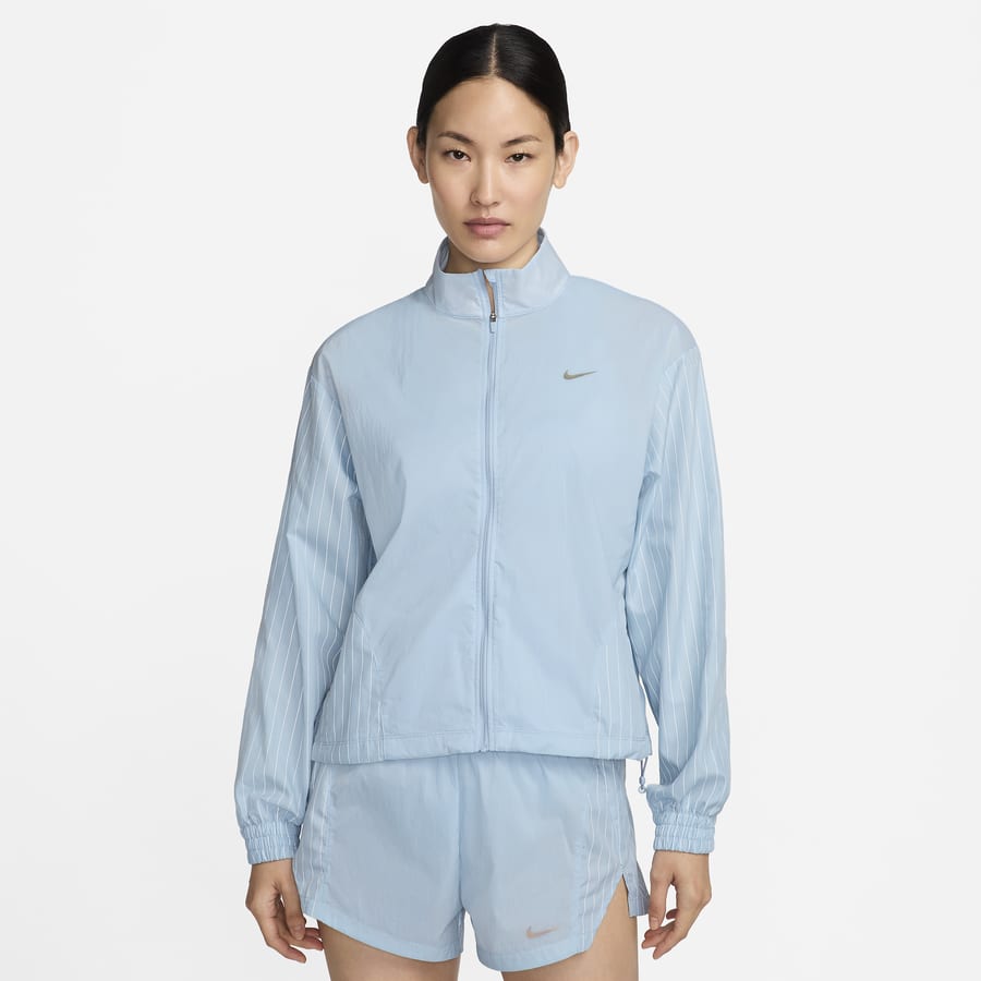 Nikeおすすめのランニングジャケットとベスト.オンラインストア