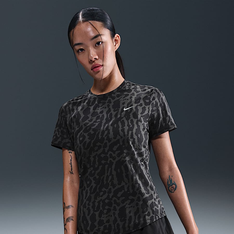 The 10 Best Nike Running Shirts. Nike JP