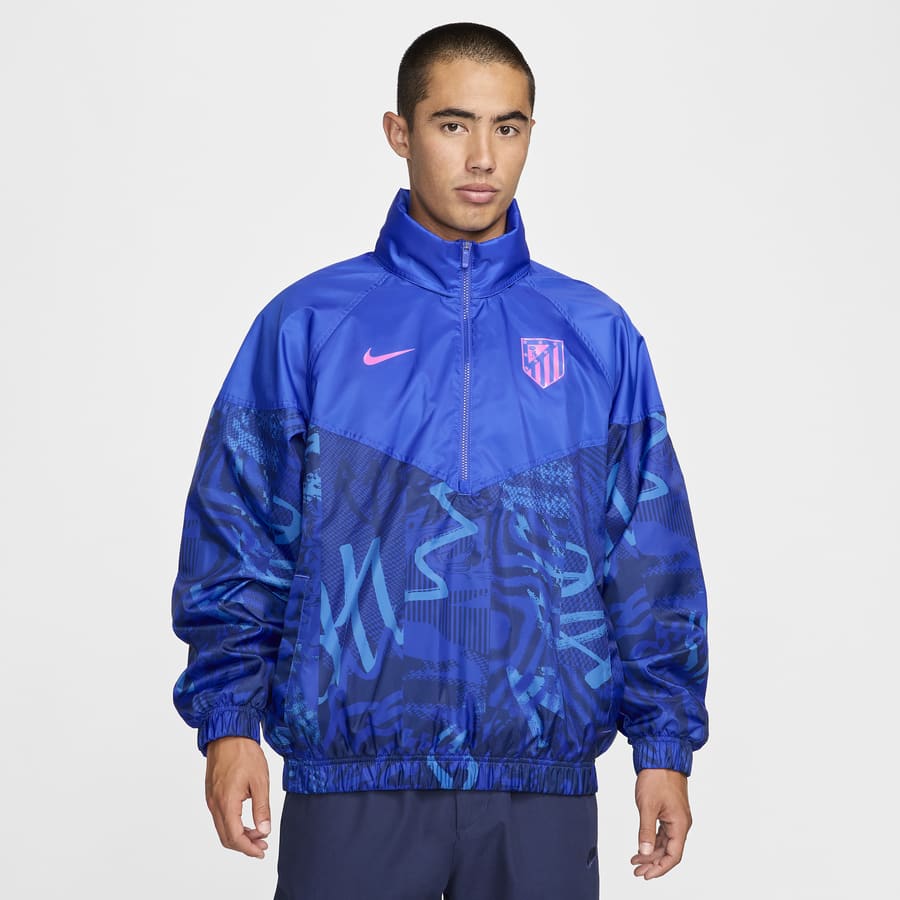De 7 beste Nike jacks met capuchon voor heren. Nike BE