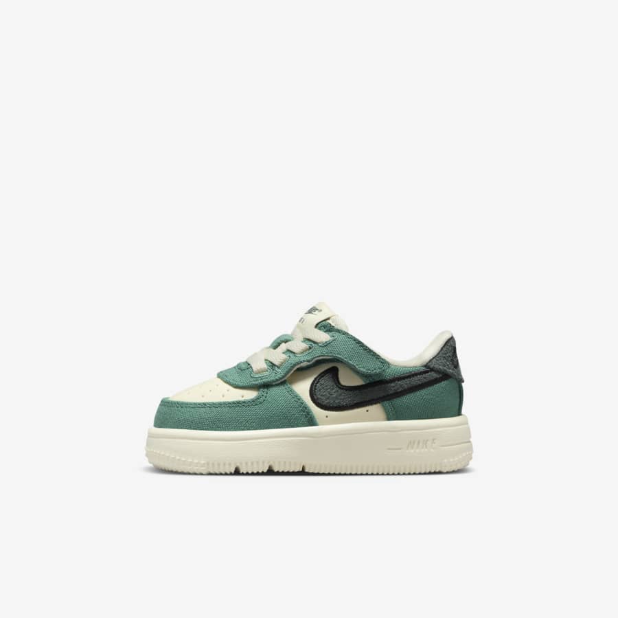 Cinque adorabili modelli di scarpe da neonati Nike tutti da scoprire. Nike IT