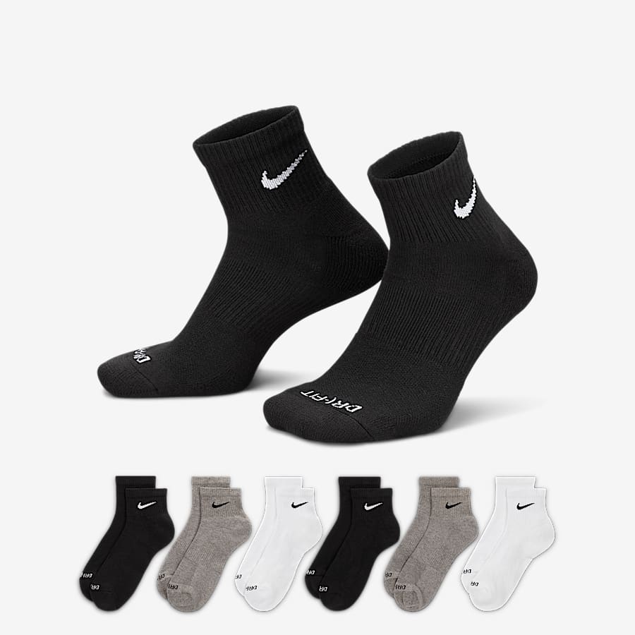 Choosing the Best Athletic Socks for Your Performance Needs. Nike